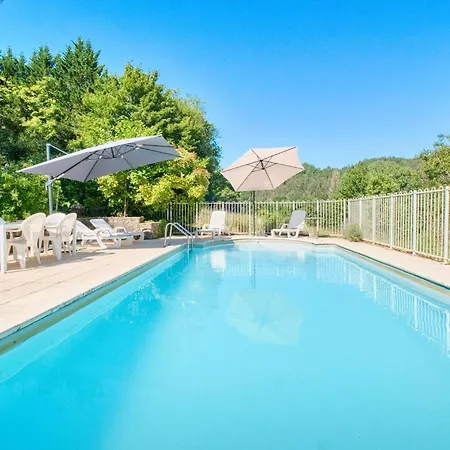 Pet Friendly In * Plazac
