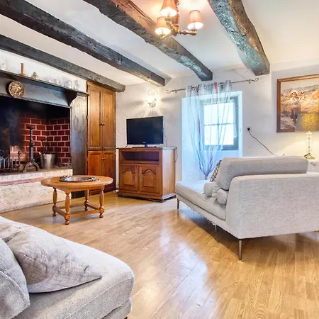 Pet Friendly Home In Plazac