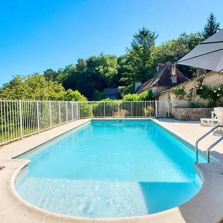 Pet Friendly In * Plazac